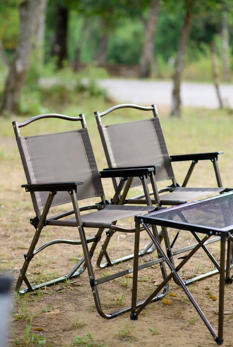 Collapsible Outdoor Furniture Set &ndash; Table & Chairs